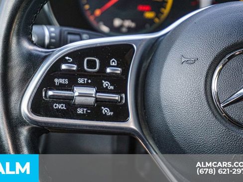 Used 2022 Mercedes-Benz GLC 300 4MATIC w/ Premium Package Lite image 29