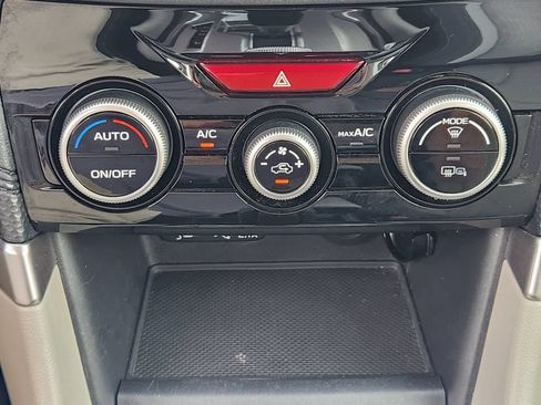 Used 2020 Subaru Forester Premium AWD/4WD image 14