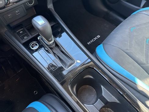 Used 2023 Nissan Kicks SR w/ SR Premium Package image 18