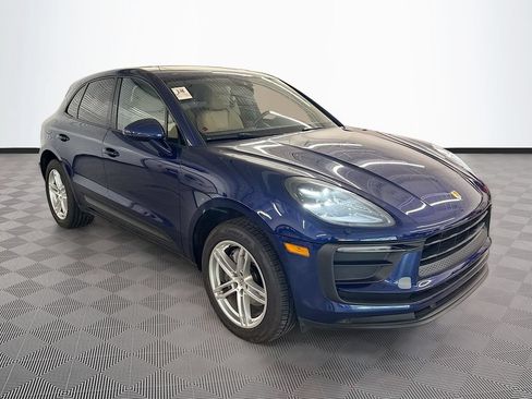 Used 2022 Porsche Macan AWD/4WD image 4