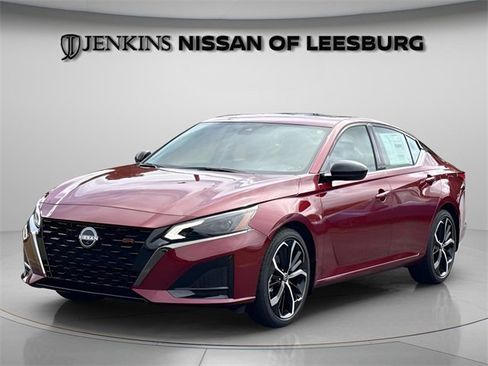 New 2025 Nissan Altima 2.5 SR w/ SR Premium Package image 5