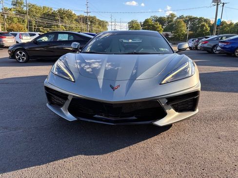 Used 2023 Chevrolet Corvette Stingray Coupe w/ 1LT RWD image 2