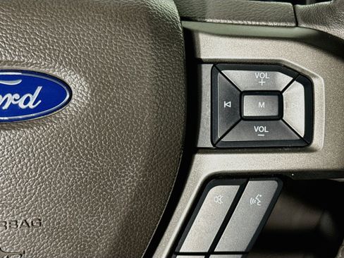 Used 2020 Ford Expedition XLT RWD image 13
