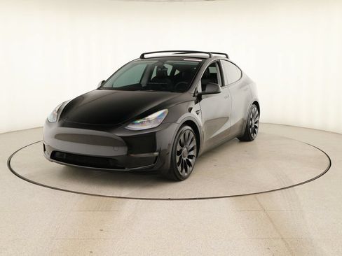 Used 2023 Tesla Model Y Performance AWD/4WD image 12