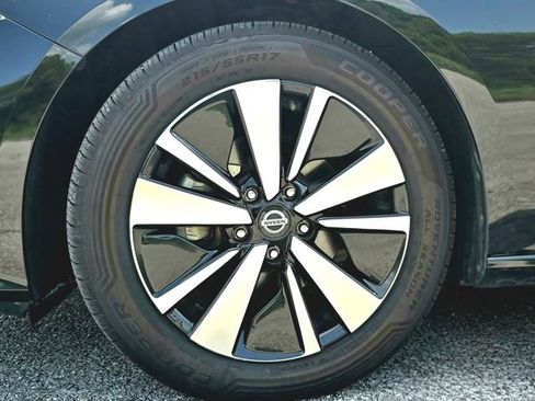 Used 2022 Nissan Altima 2.5 SV image 23