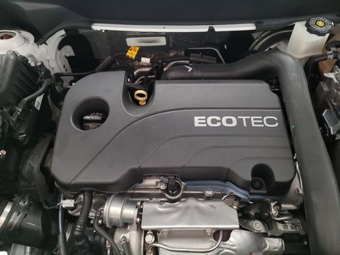 Used 2022 Chevrolet Equinox LT FWD image 30