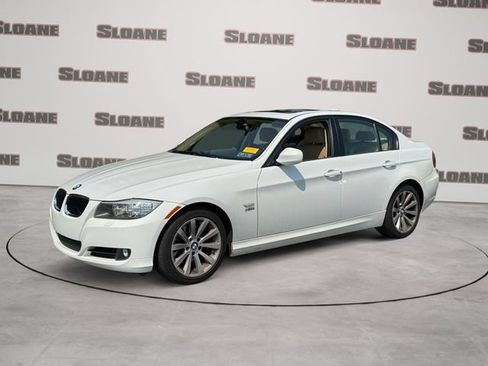 Used 2009 BMW 328i xDrive Sedan AWD/4WD image 1