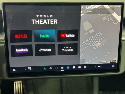 Used 2021 Tesla Model S Plaid image 25