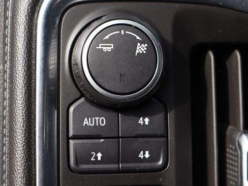 Used 2019 Chevrolet Silverado 1500 LT Trail Boss image 25