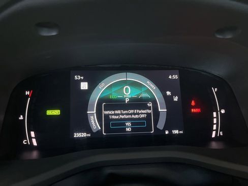 Used 2025 Toyota Camry LE FWD image 8