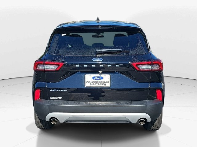 Used 2023 Ford Escape Active FWD image 4