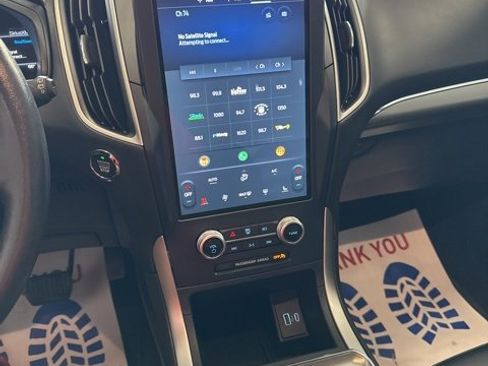 Certified 2022 Ford Edge SEL w/ Convenience Package image 24