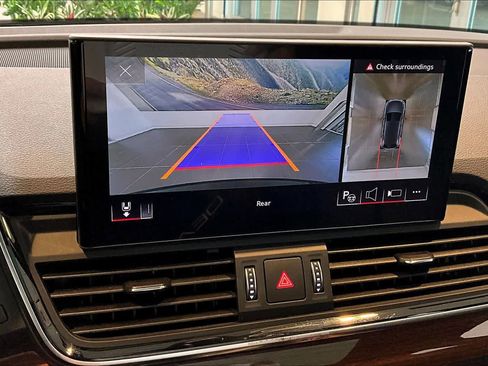 Used 2023 Audi Q5 2.0T Prestige w/ Prestige Package image 30