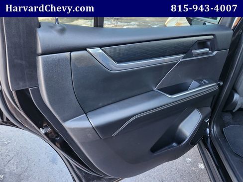 Used 2025 GMC Acadia Elevation image 38