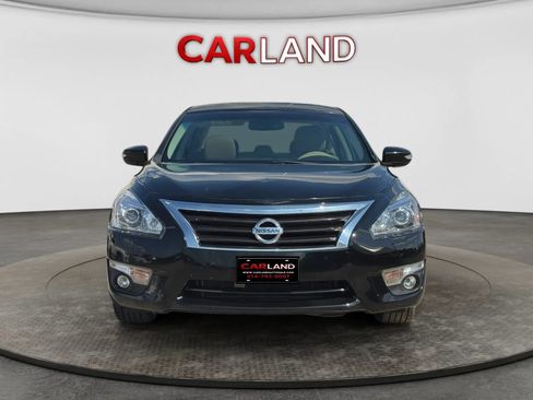 Used 2015 Nissan Altima 2.5 SL w/ Moonroof Package FWD image 9