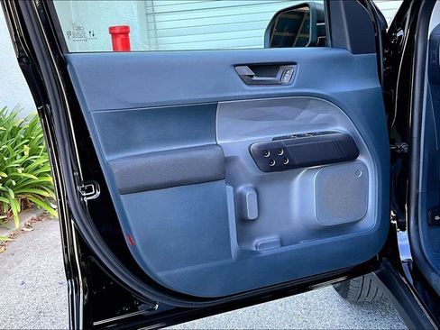 Used 2023 Ford Maverick XL FWD image 21