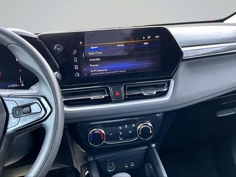 Used 2025 Chevrolet TrailBlazer LT image 9