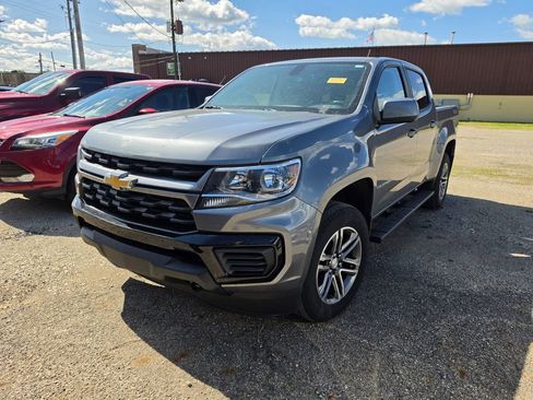 Used 2022 Chevrolet Colorado W/T w/ Custom Special Edition image 1