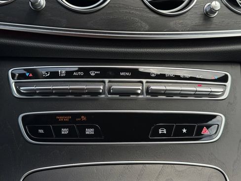 Used 2023 Mercedes-Benz E 350 4MATIC Sedan image 17