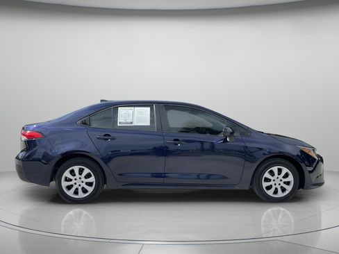 Used 2024 Toyota Corolla LE FWD image 2