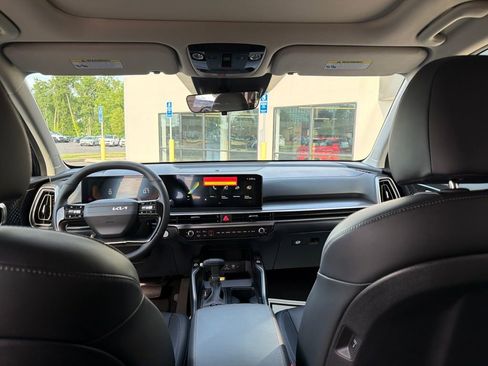 New 2026 Kia Sorento S AWD/4WD image 21