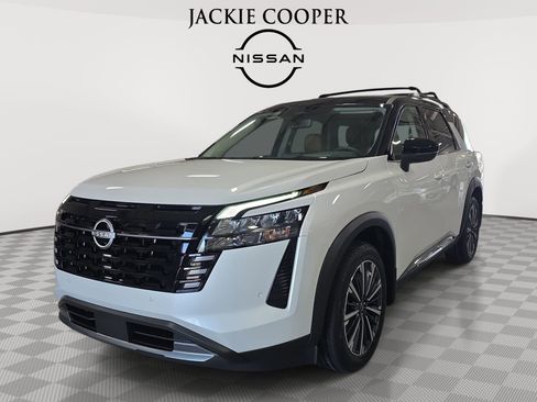 New 2026 Nissan Pathfinder Platinum w/ Cargo Package image 1