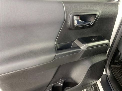 Used 2023 Toyota Tacoma TRD Sport image 25