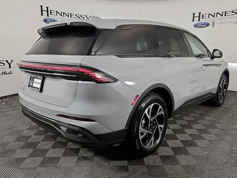Used 2026 Lincoln Nautilus Premier w/ Jet Appearance Package AWD/4WD image 4