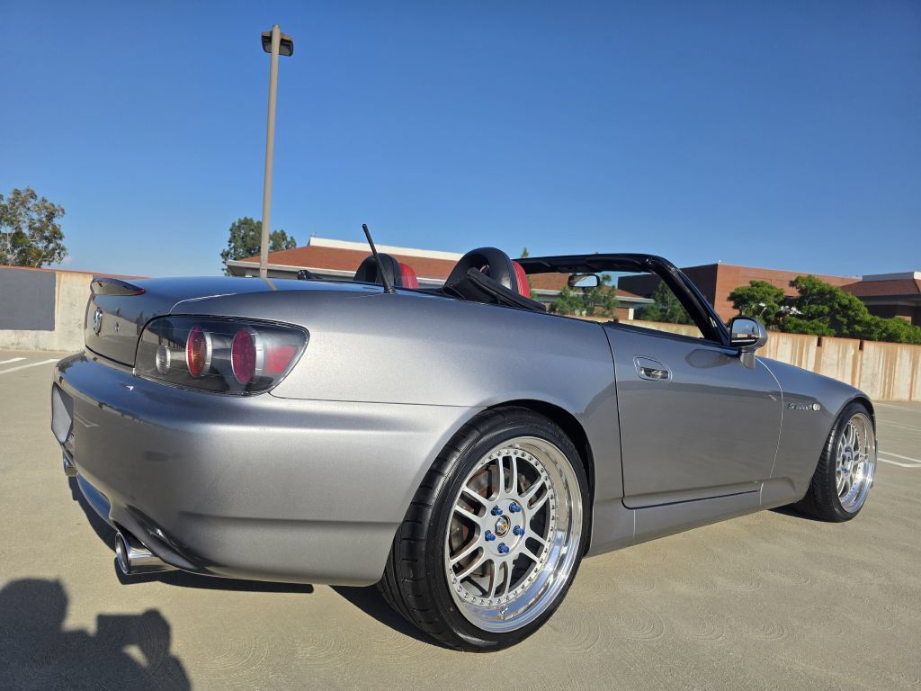Used 2004 Honda S2000 image 9