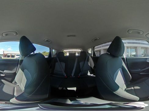 Used 2025 Kia Soul LX w/ LX Technology Package FWD image 40