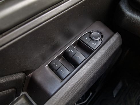 Used 2023 Chevrolet Colorado Trail Boss image 12