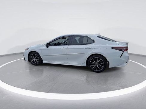 Certified 2023 Toyota Camry SE image 7