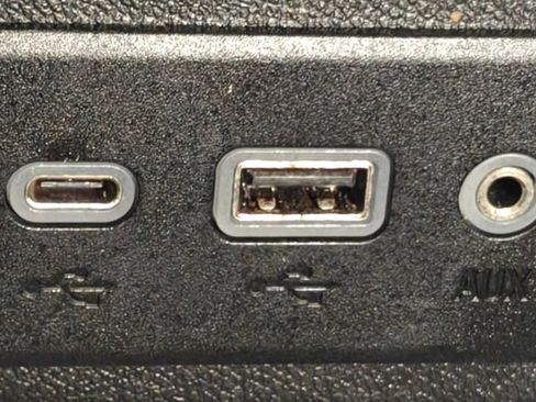 Used 2023 Chevrolet Malibu LS image 39