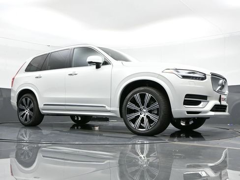 New 2025 Volvo XC90 T8 Core w/ Protection Package Premier AWD/4WD image 43