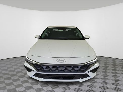 New 2025 Hyundai Elantra Blue image 41