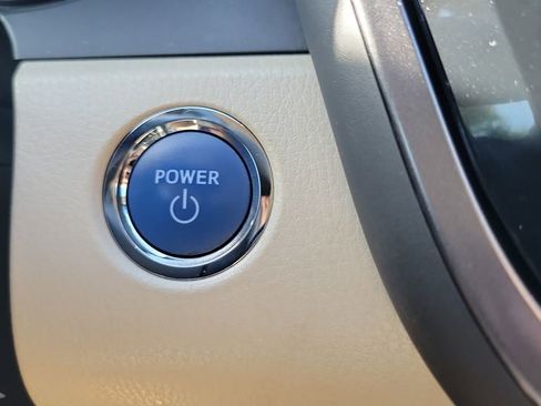 Used 2018 Toyota Camry XLE w/ Audio Package FWD image 27