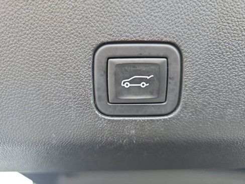 Used 2023 Chevrolet Tahoe RST w/ Luxury Package image 16