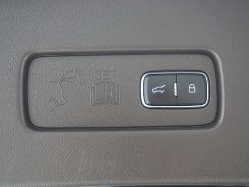 Used 2020 Lincoln Aviator Black Label Grand Touring w/ Class IV Trailer Tow Package AWD/4WD image 33