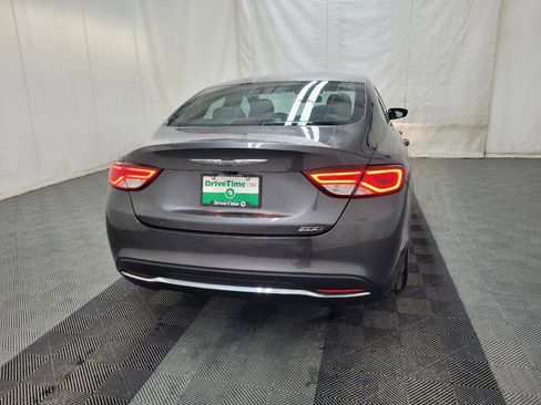 Used 2016 Chrysler 200 Limited image 7