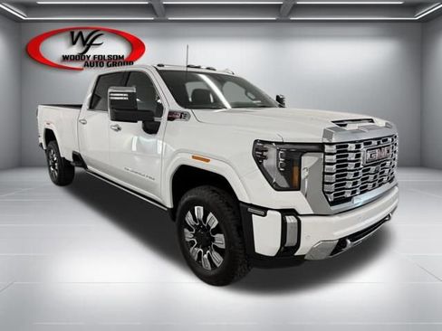 New 2026 GMC Sierra 2500 Denali w/ Denali Reserve Package image 3