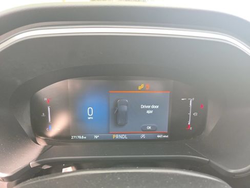 Used 2025 Ford Escape Active AWD/4WD image 2