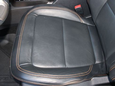 Used 2022 Ford Bronco Badlands image 12