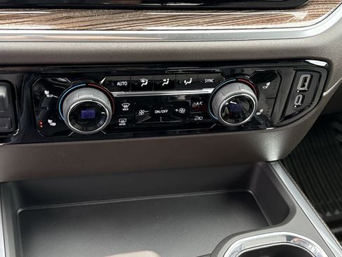 Used 2025 Chevrolet Silverado 1500 RST w/ All Star Edition Plus image 32