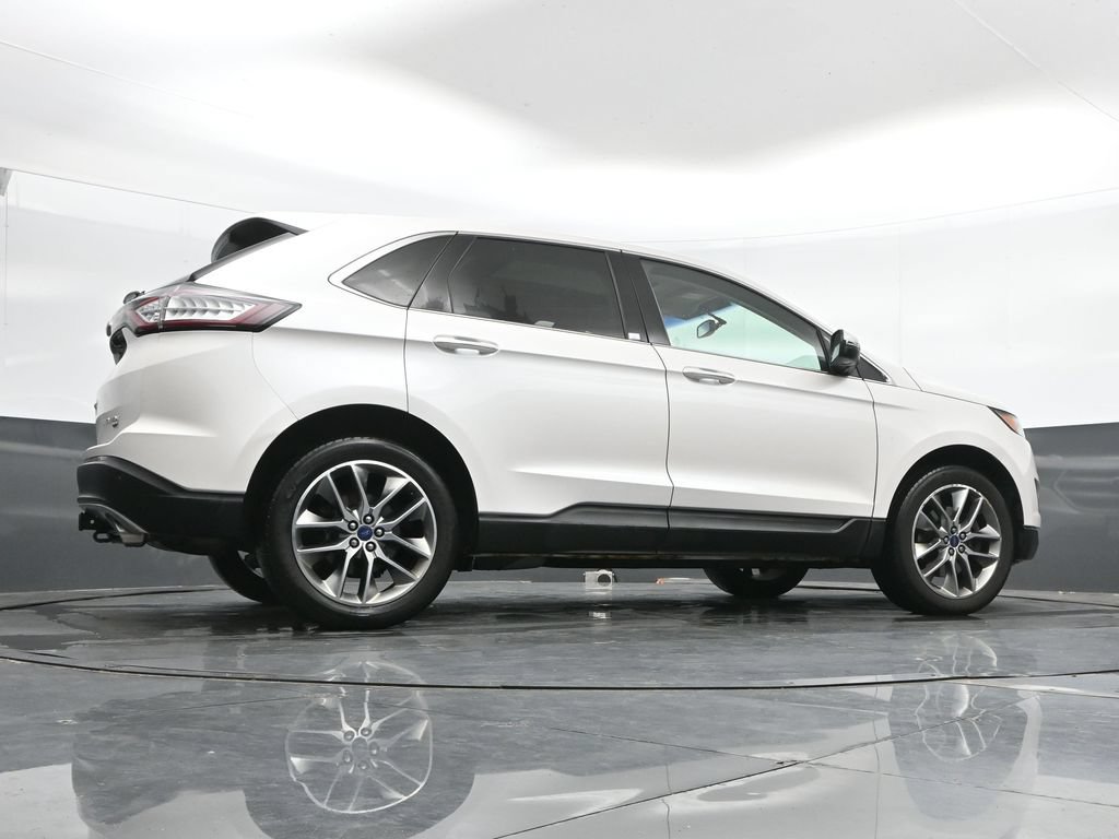 Used 2016 Ford Edge Titanium w/ Equipment Group 301A AWD/4WD image 41