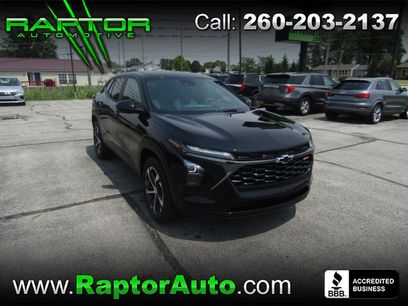 Used 2025 Chevrolet Trax RS