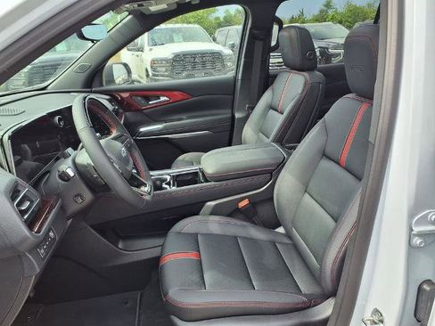 New 2026 Chevrolet Traverse RS AWD/4WD image 18