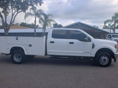 Used 2022 Ford F350 XL w/ Power Equipment Group AWD/4WD image 9