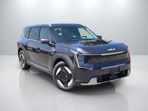 New 2026 Kia EV9 Wind AWD/4WD image 1
