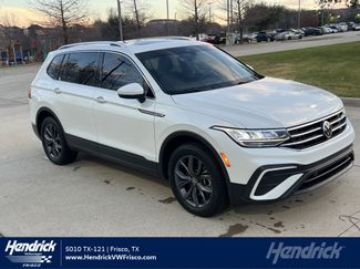 Certified 2023 Volkswagen Tiguan SE w/ Panoramic Sunroof Package video 1