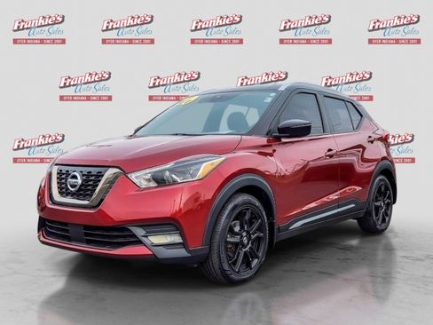 Used 2020 Nissan Kicks SR w/ SR Premium Package FWD image 1